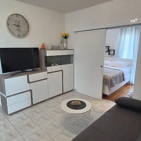 Apartment Fontana Felicita *