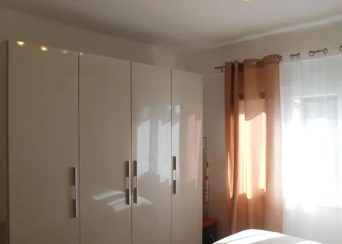 Fontana Felicita - Near The Kolovare Lejlighed